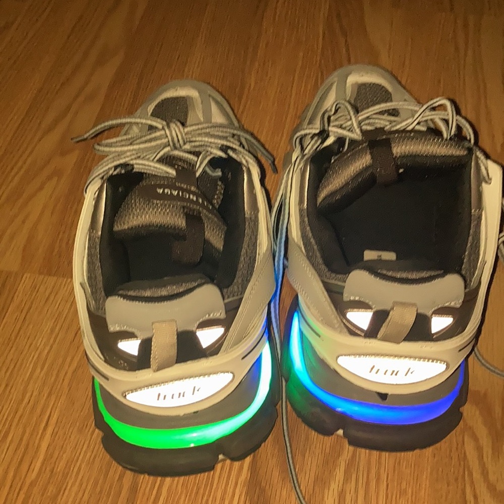 Balenciagas $750